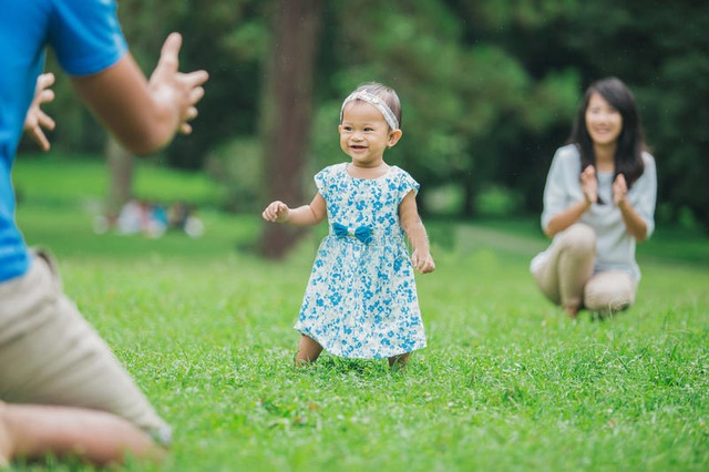 For many parents, children learning to walk early is a sign of good development.